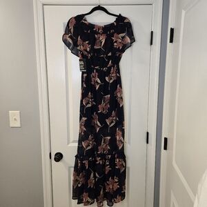 Express Shortsleeve Midi Dress Cinched Waist Black With Floral Design Size S NWT